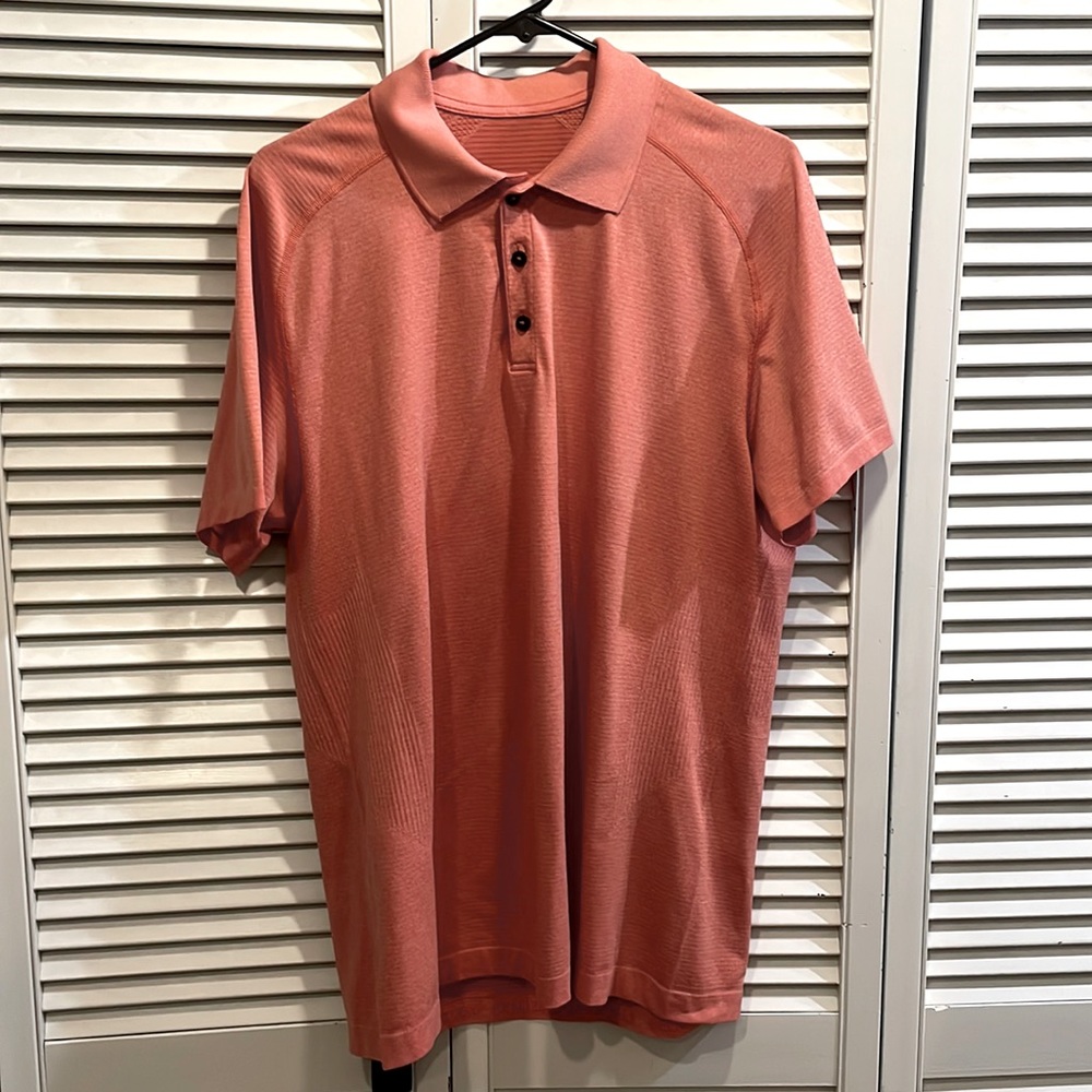 Mens Lululemon size XL athletic polo shirt